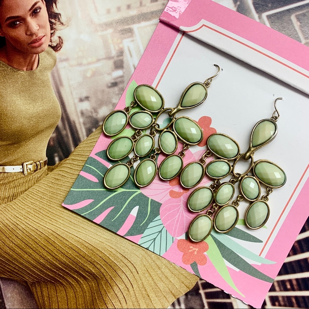 ❤️ SALE!! *Large Green Edged Gem Dangling Earrings*
